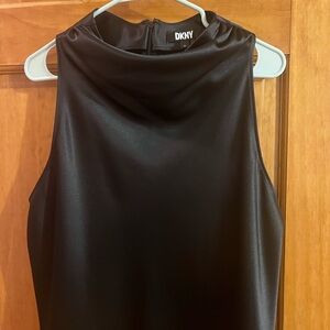 NWOT DKNY XL Blouse. 👚 very Elegant!
